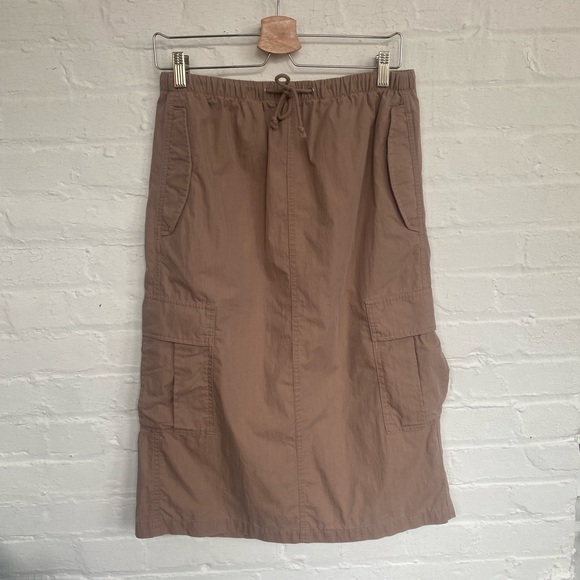 Aritizia Tna Brown Skirt Size Medium - Picture 3 of 9